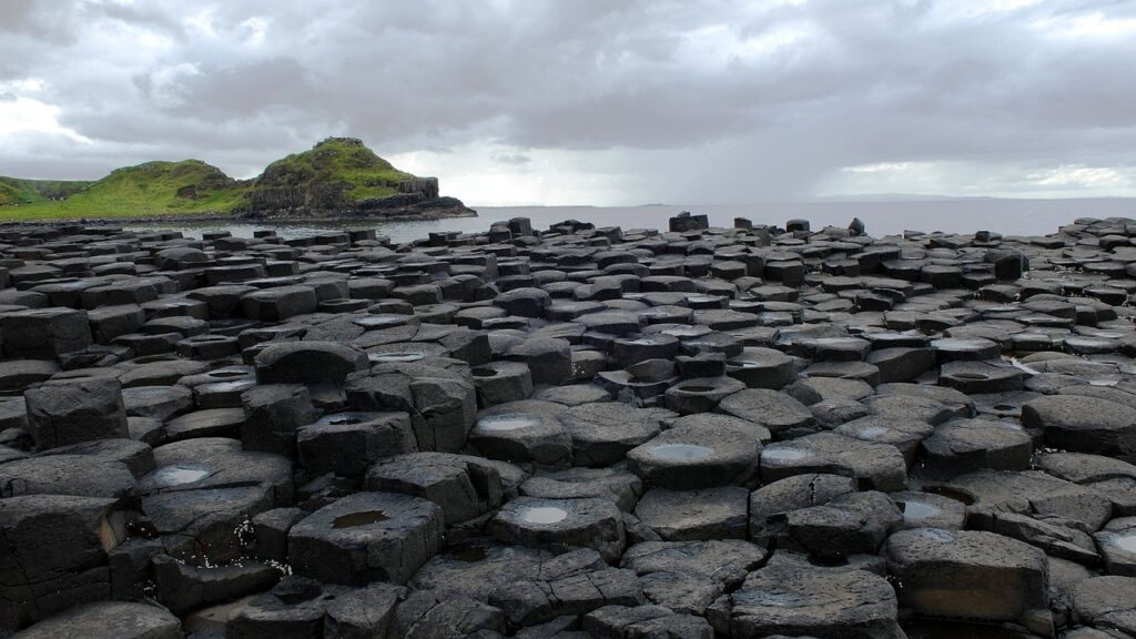 ireland, giant causway, stones-698194.jpg